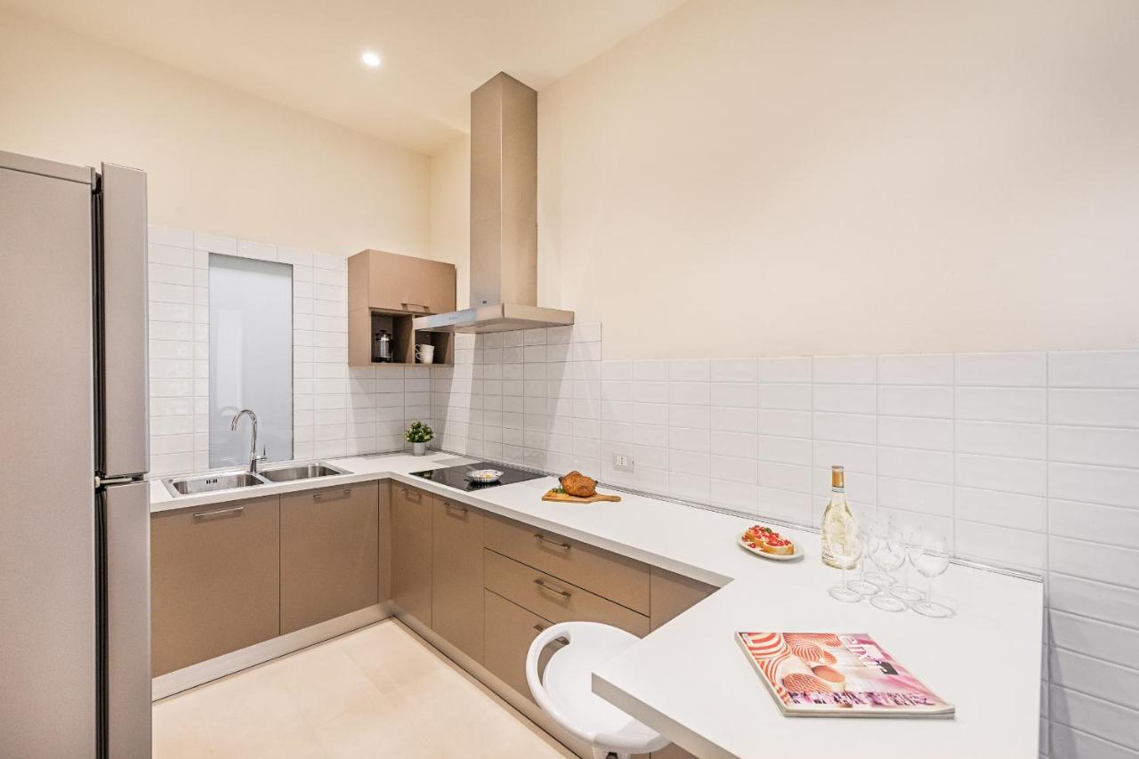 Il Lago Apartments By Wonderful Italy سالو المظهر الخارجي الصورة