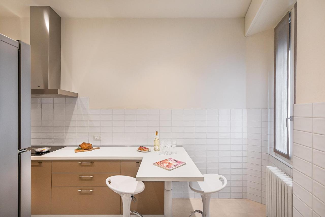 Il Lago Apartments By Wonderful Italy سالو المظهر الخارجي الصورة
