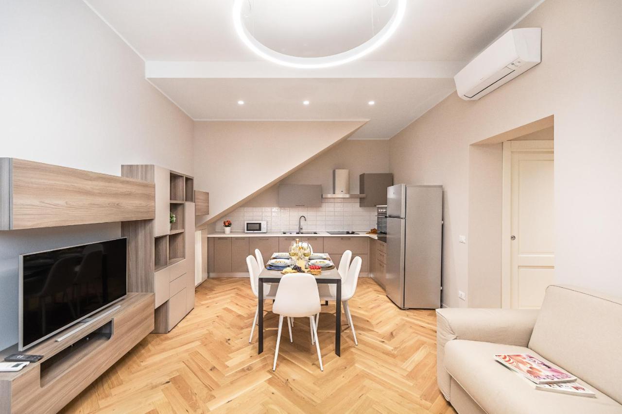 Il Lago Apartments By Wonderful Italy سالو المظهر الخارجي الصورة