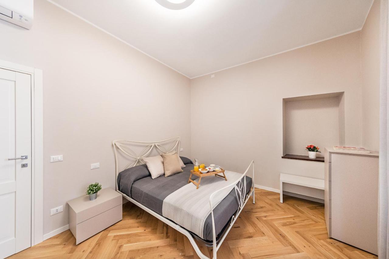 Il Lago Apartments By Wonderful Italy سالو المظهر الخارجي الصورة